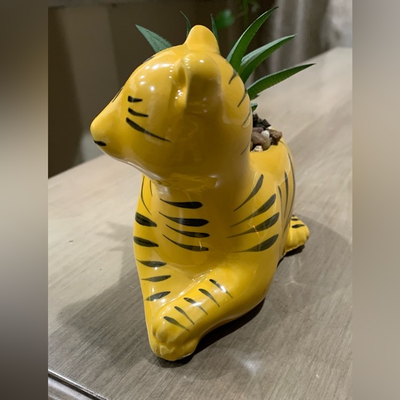figurine tiger with flower - Picture 5 of 6